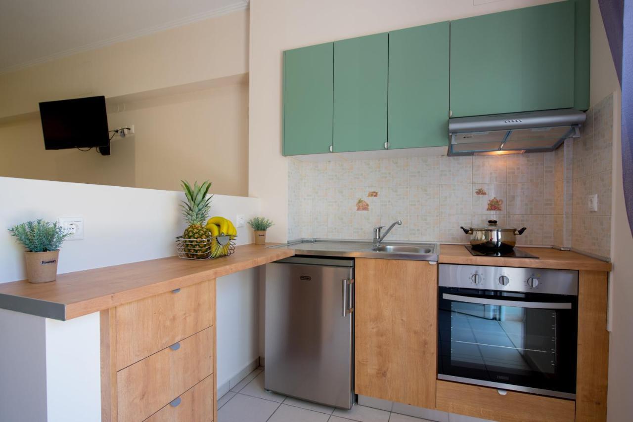 Apartment Elaia - &
